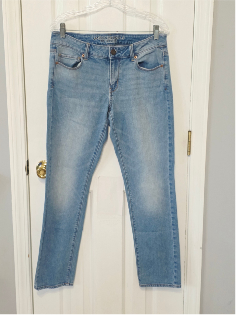Women's American Eagle Skinny Jeans Size 10 short Blue
